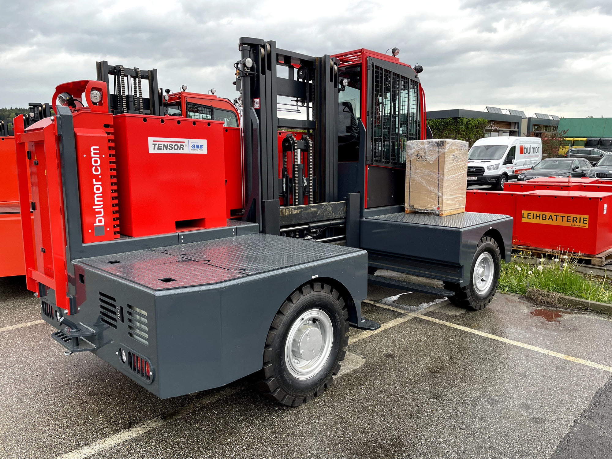 BULMOR LANCER - vehicles for sale undefined: picture 4