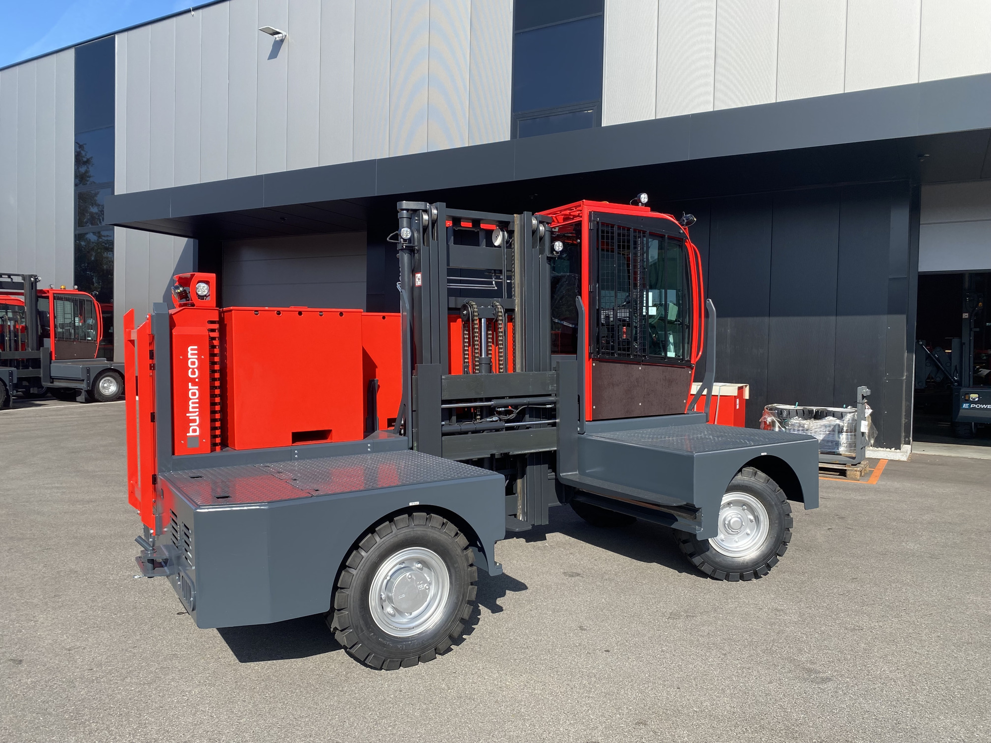 BULMOR LANCER - vehicles for sale undefined: picture 2