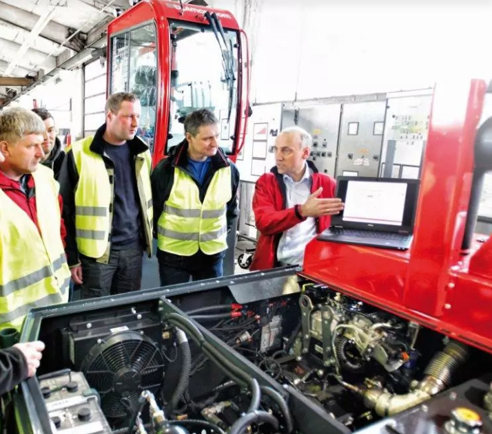 BULMOR LANCER - vehicles for sale undefined: picture 12