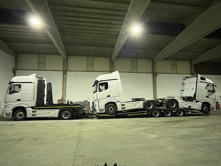 Truck Store Service SRL - vehicles for sale undefined: picture 5