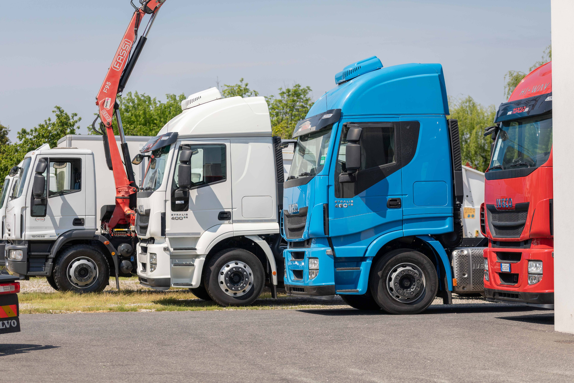 TOP CAR S.R.L. - Commercial vehicles - Year: 2015 undefined: picture 1