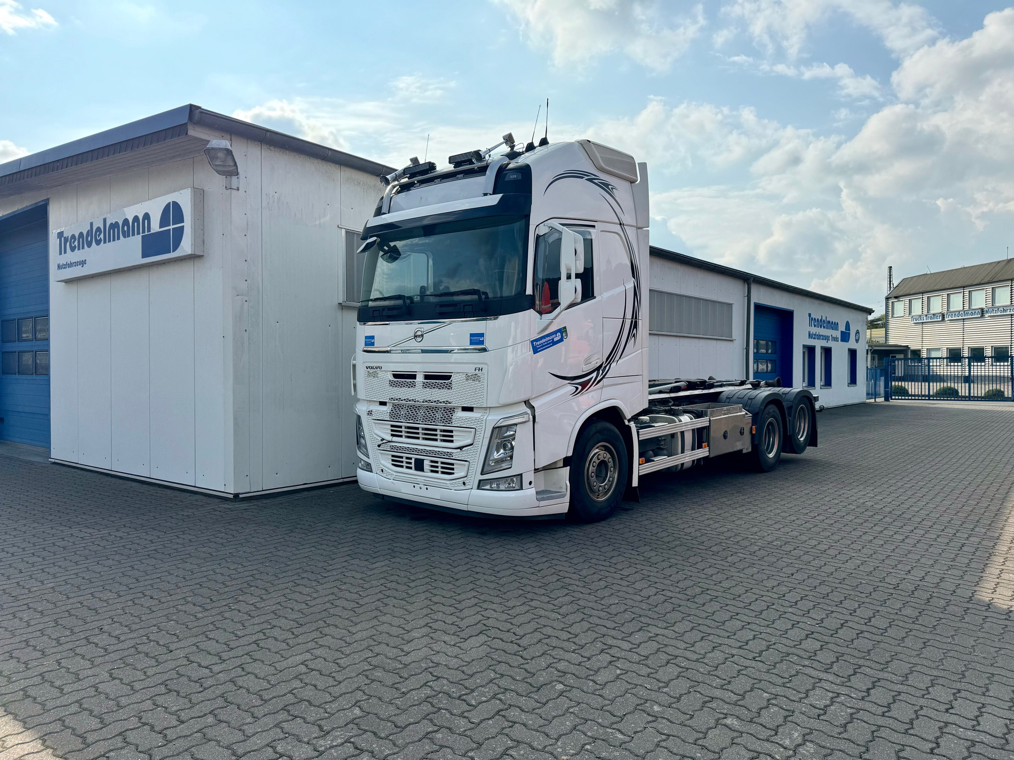 Annette Trendelmann Truck GmbH  undefined: picture 26