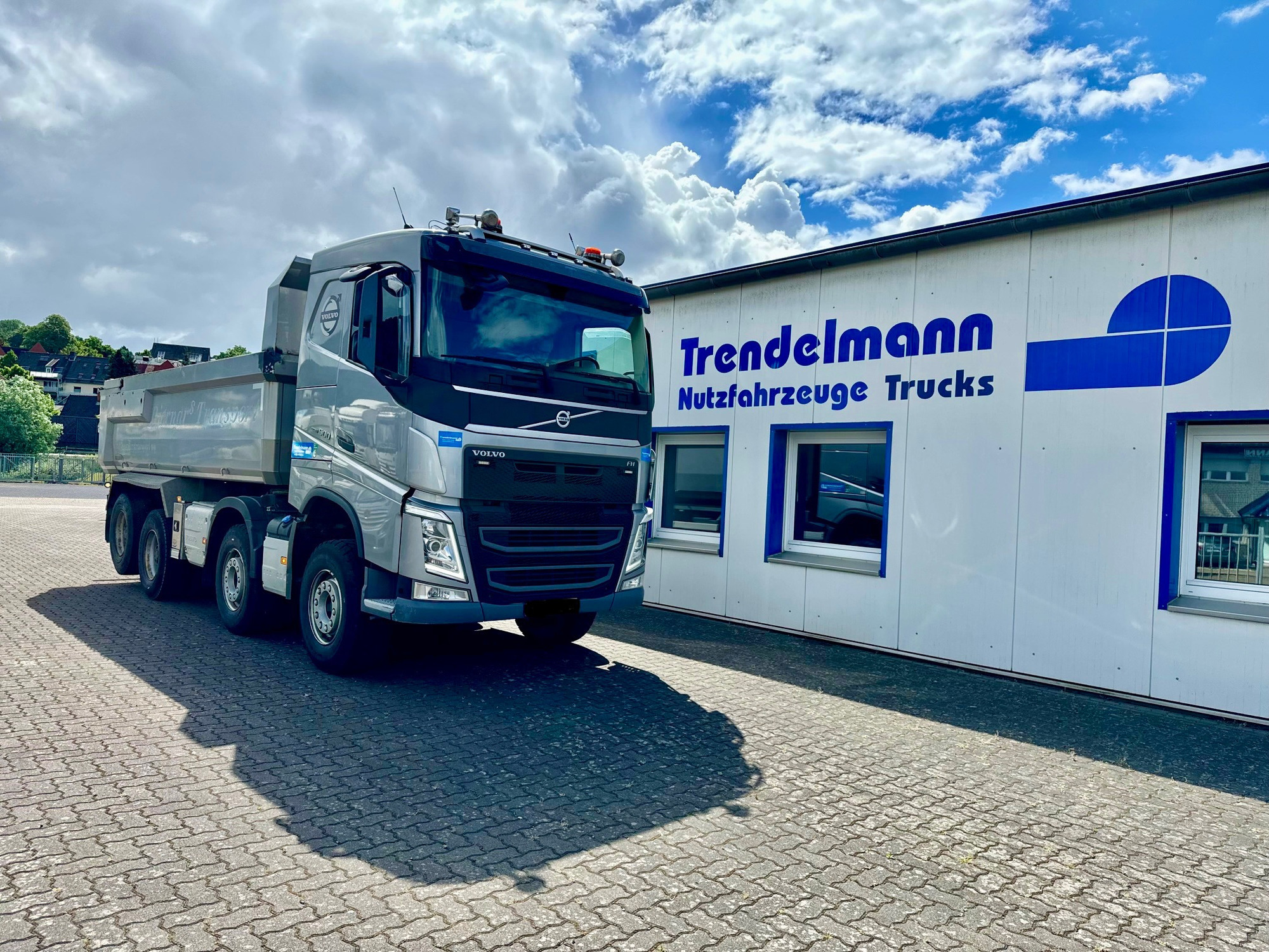 Annette Trendelmann Truck GmbH  undefined: picture 24