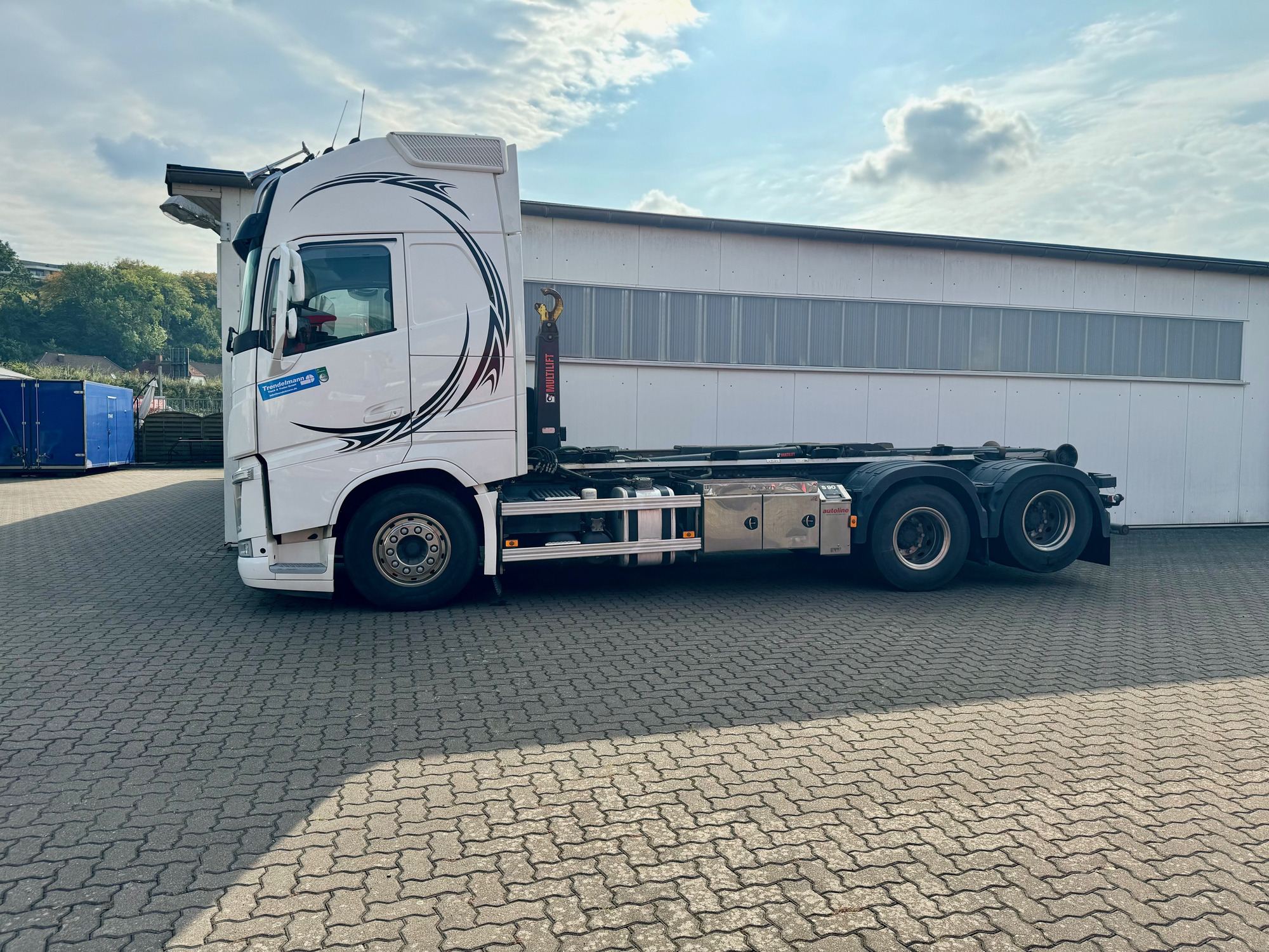 Annette Trendelmann Truck GmbH  undefined: picture 28