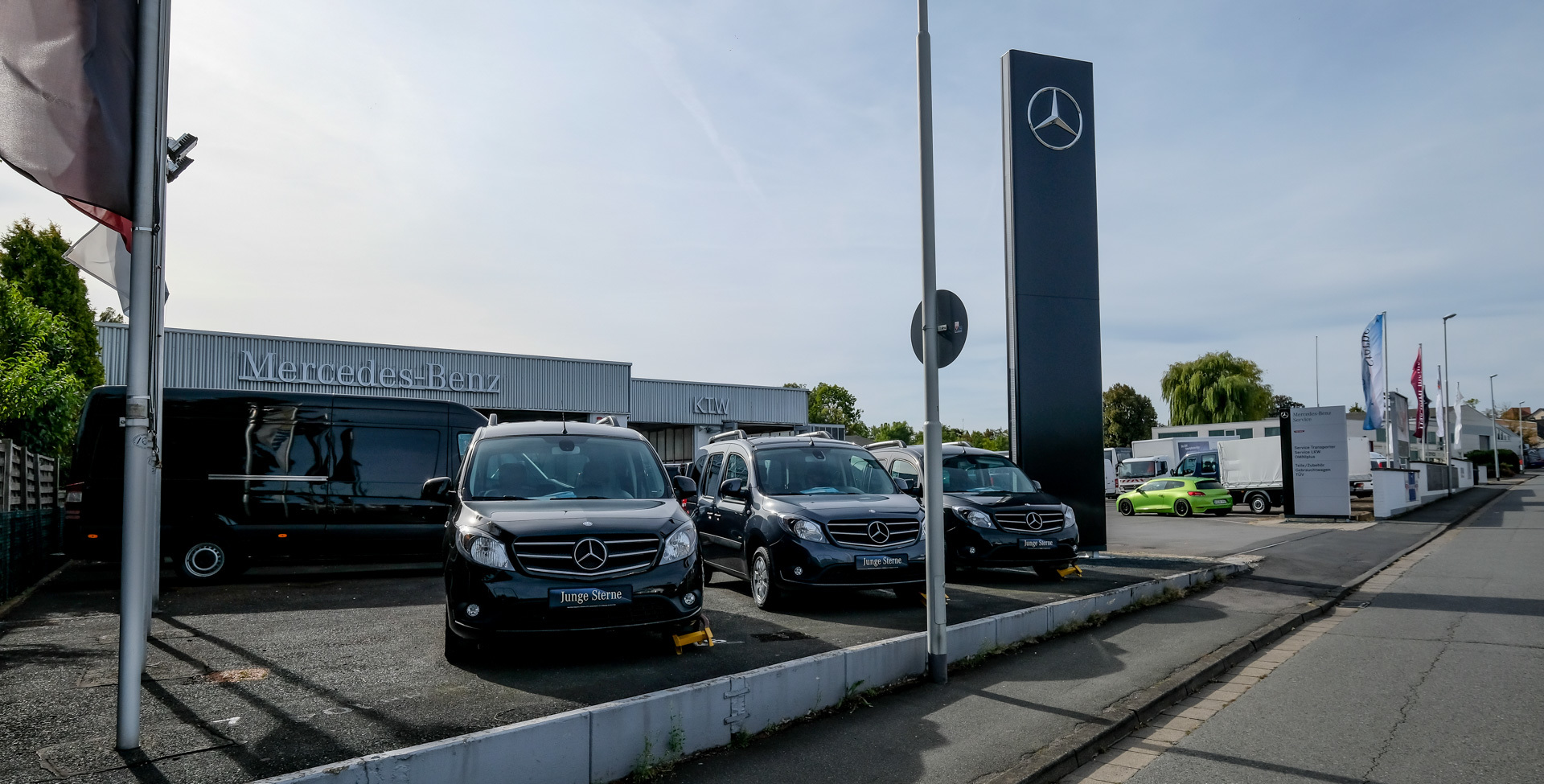 KTW Autohaus GmbH - Campers undefined: picture 7