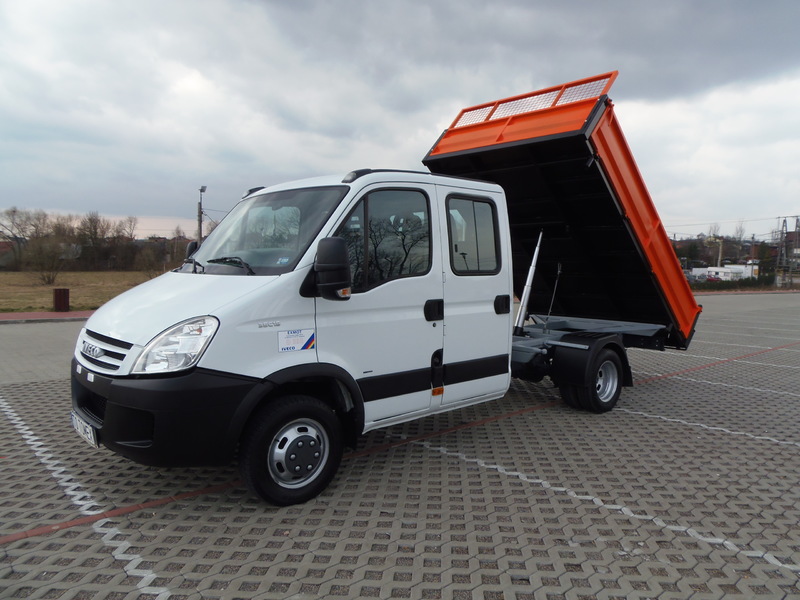 TM Kozłowski s.c. - Commercial vehicles undefined: picture 8