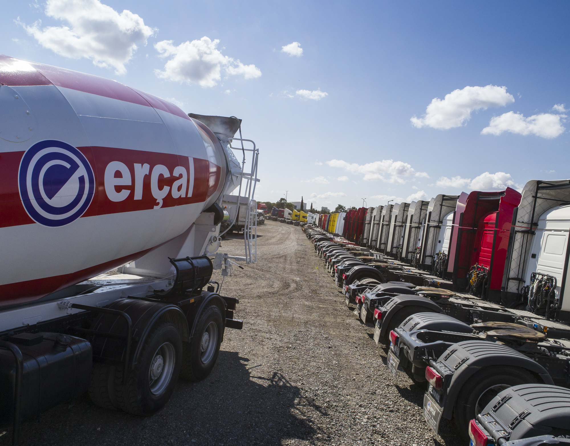 ERCAL TRUCKS - Construction machinery - 8x4, 4-axle undefined: picture 4