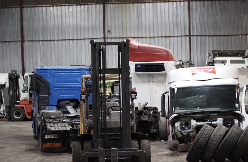 EGDA truckparts - Agricultural machinery - Year: 2012, damaged undefined: picture 3