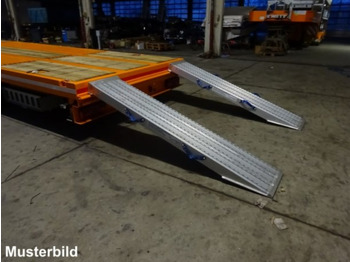 Leasing of Möslein ST 3 Plato 8,7  3 Achs Satteltieflader Plato 45 t GGfür Fertigteile, Baumaschinen Möslein ST 3 Plato 8,7  3 Achs Satteltieflader Plato 45 t GGfür Fertigteile, Baumaschinen: picture 2