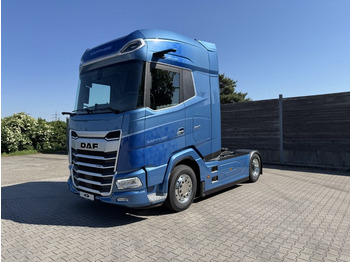 Tractor unit DAF XG 530