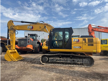 Crawler excavator CATERPILLAR 320D3