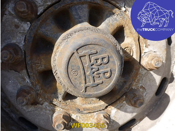 Closed box semi-trailer Van Hool: picture 2