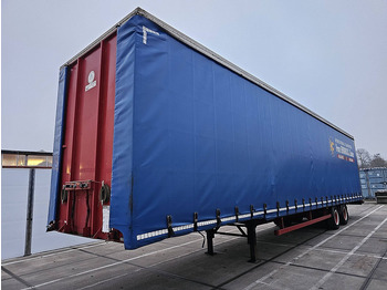 Curtainsider semi-trailer