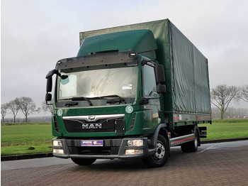 Curtain side truck MAN TGL 8.220