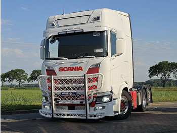 Tractor unit SCANIA R