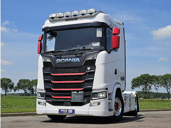 Tractor unit SCANIA S 580