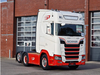 Tractor unit SCANIA S 500
