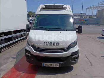 Closed box van IVECO Daily 35s14