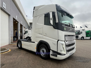 Tractor unit VOLVO FH
