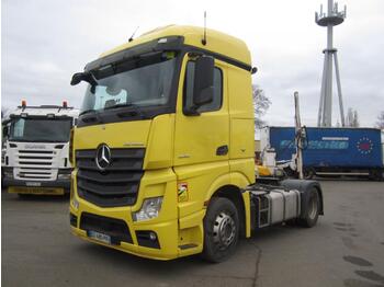Tractor unit MERCEDES-BENZ Actros 1845
