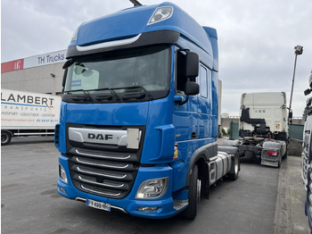 Tractor unit DAF XF 530