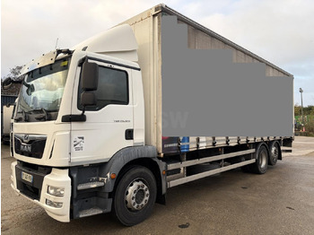Curtain side truck MAN TGM