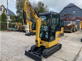 Mini excavator CATERPILLAR 302