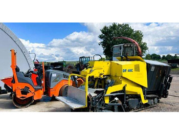 Asphalt paver DEMAG