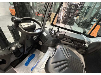 Electric forklift Still RX 60-30 L: picture 4