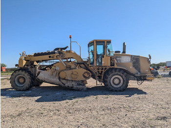 Soil stabilizer CATERPILLAR