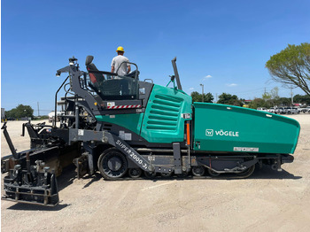 Asphalt paver VÖGELE