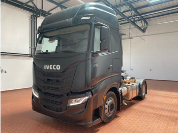 Tractor unit IVECO S-WAY