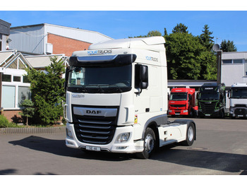 Tractor unit DAF XF 530