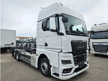 Container transporter/ Swap body truck MAN TGX 26.470 XXL BDF 6x2 2 units, NAVI, Lift Axle: picture 2