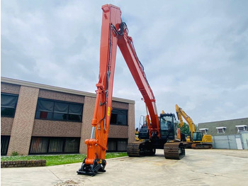 Excavator Hitachi ZX 300lc-7: picture 3