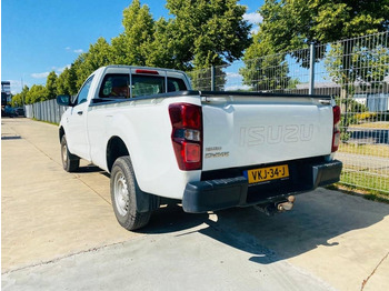 Car Isuzu D-Max Socage: picture 4