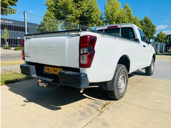 Car Isuzu D-Max Socage: picture 3