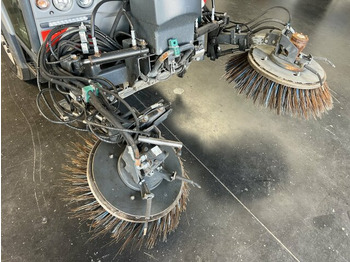 Road sweeper Hako Citymaster CM 2200 Kehrmaschine 2 m³: picture 2 Road sweeper Hako Citymaster CM 2200 Kehrmaschine 2 m³: picture 2