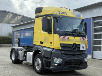 Tractor unit MERCEDES-BENZ Actros 1846