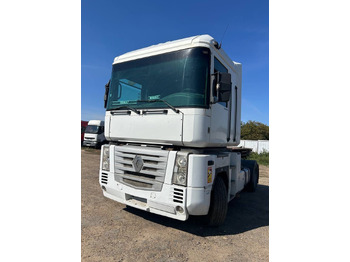 Tractor unit RENAULT Magnum 440
