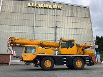 All terrain crane LIEBHERR LTM 1030/2