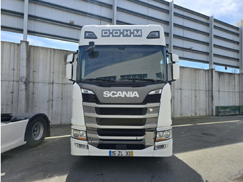 Tractor unit SCANIA R 450