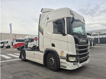 Tractor unit SCANIA R 450