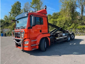 Hook lift truck MAN TGS 26.480
