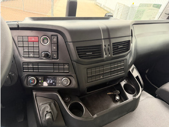 New Cab chassis truck T-Way 360 6x6 T-Way 360 6x6, Nebenantrieb: picture 3 New Cab chassis truck T-Way 360 6x6 T-Way 360 6x6, Nebenantrieb: picture 3