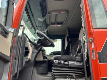 Interior photo 1: Tractor unit MAN TGX 18.500 4X4H BLS TGX 18.500 4X4H BLS, PriTarder, HydroDrive, Kipphydraulik