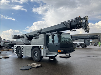 Mobile crane LIEBHERR LTM 1030-2.1