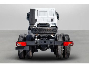 Cab chassis truck Iveco T-WAY AT380T47H 6x4 R24 Tyres Chassis - Barcelona Stock: picture 5 Cab chassis truck Iveco T-WAY AT380T47H 6x4 R24 Tyres Chassis - Barcelona Stock: picture 5