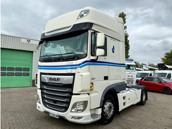 Tractor unit DAF XF 530
