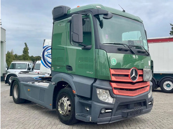 Tractor unit MERCEDES-BENZ Actros 1840